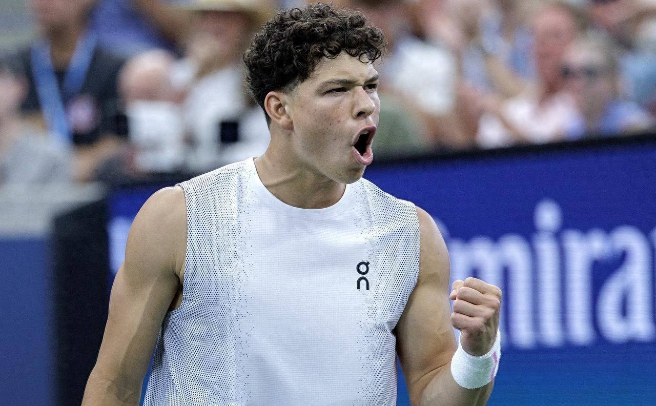 赛后体能课后，马赛复出首秀备战NBA总决赛，媒体盛赞，心理建设被强调的简单介绍